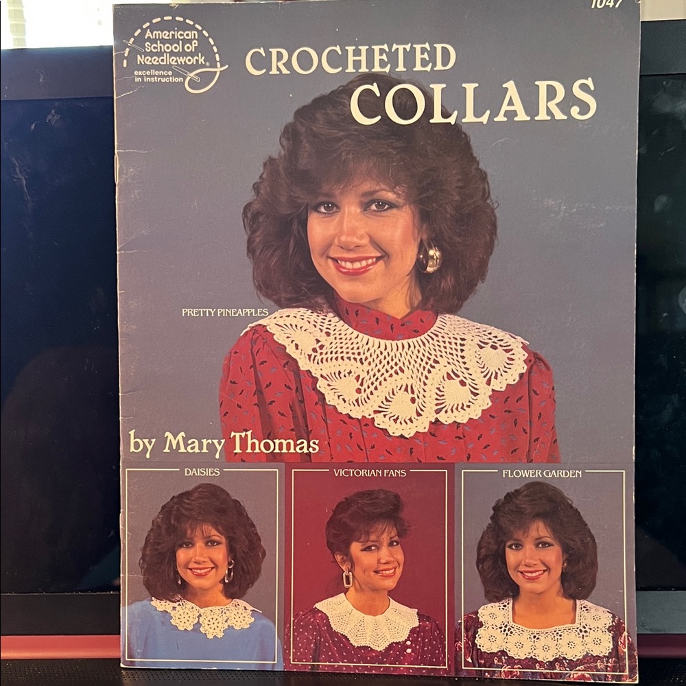 Crocheted Collars Pattern Book Leaflet 16 pages